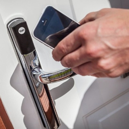 Yale Conexis L2 British Standard Smart Lock With Access Module and Hub