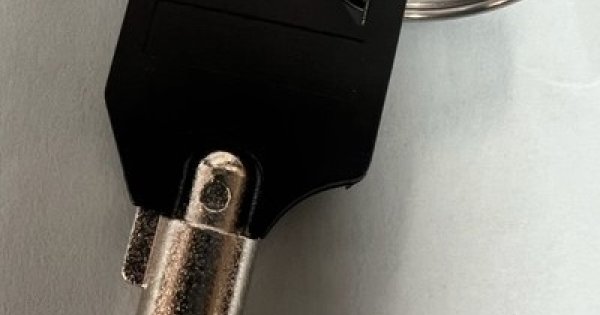 Kitlock Override Key