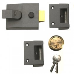 Yale 88 60mm Non Deadlocking Nightlatch